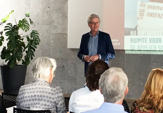 Harm Drost bij bespreking evaluatie huisvestingsconcept