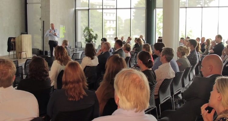 Jan spreekt op de studiedag organisatieontwikkeling van 4 juli 2016