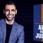 Amin Asad met zijn boek